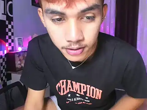 urhot chany online show from June 26, 4:22 pm