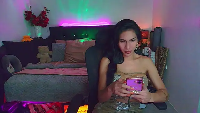 Snapshot of JadeScarlet_LoveLace chatting on April 30, 10:58 pm JadeScarlet LoveLace online show from April 30, 10:58 pm
