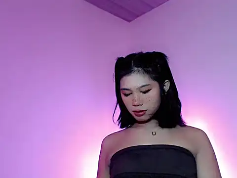 Maxine Sucks online show from October 2, 12:01 pm