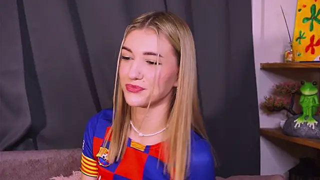 BeatrixGummer online show from September 20, 8:32 pm