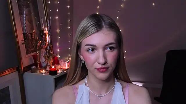 BeatrixGummer online show from November 5, 8:20 pm