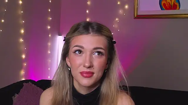 BeatrixGummer online show from December 4, 8:06 pm