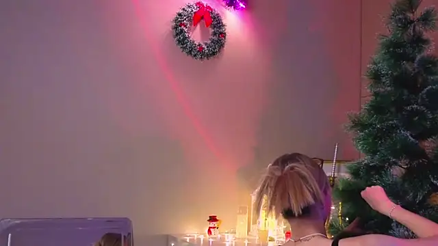 BeatrixGummer online show from December 13, 8:25 pm