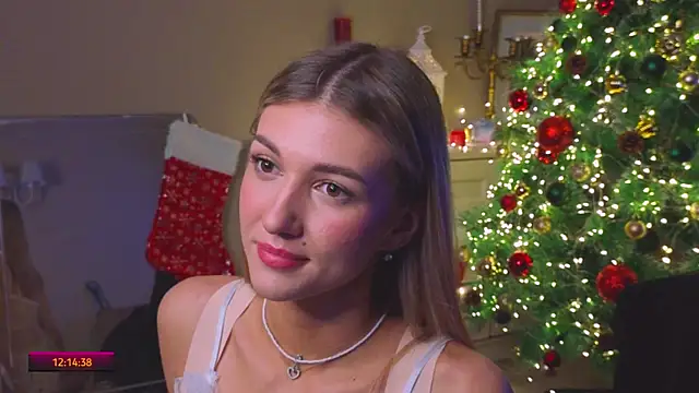 BeatrixGummer online show from December 15, 8:18 am