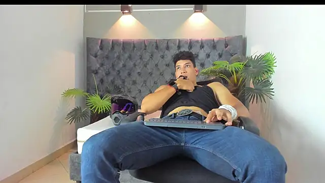 ALAN REDINGER online show from September 23, 1:58 pm