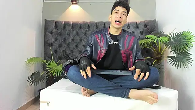 ALAN REDINGER online show from October 5, 12:58 pm