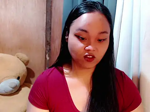 Snapshot of _Lylia chatting on February 13, 9:44 pm Lylia online show from February 13, 9:44 pm