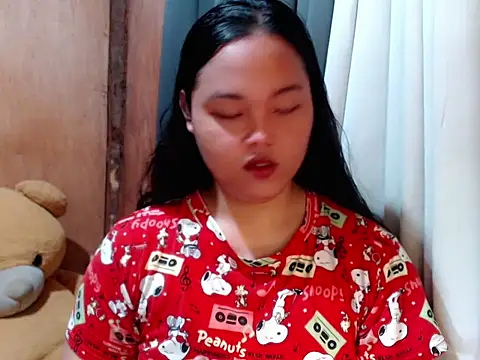 Snapshot of _Lylia chatting on February 15, 5:15 am Lylia online show from February 15, 5:15 am