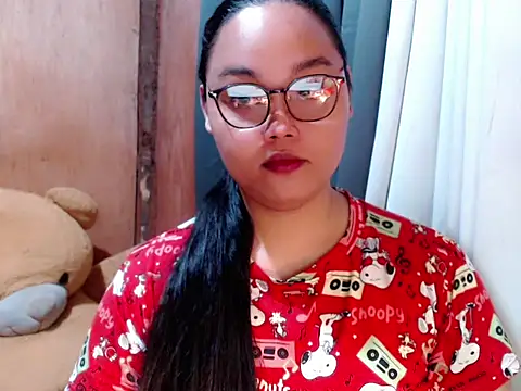 Snapshot of _Lylia chatting on February 15, 9:22 pm Lylia online show from February 15, 9:22 pm