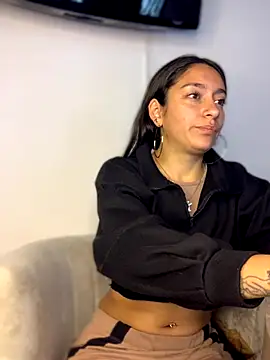 Snapshot of Alaska_euphoria chatting on November 23, 7:13 pm Alaska euphoria online show from November 23, 7:13 pm