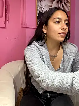 Snapshot of Alaska_euphoria chatting on November 30, 8:13 pm Alaska euphoria online show from November 30, 8:13 pm