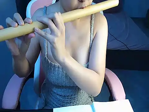 Ori-Yannie online show from October 31, 6:14 am