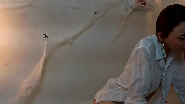 Kyra Honey online show from October 29, 8:21 pm