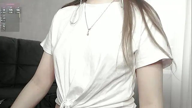 Snapshot of cute_elfy_ chatting on October 23, 11:31 am cute elfy online show from October 23, 11:31 am