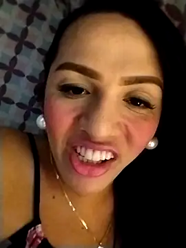 Snapshot of enoria1992 chatting on October 8, 6:00 am enoria1992 online show from October 8, 6:00 am