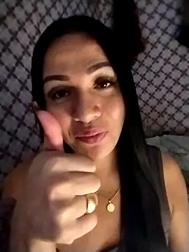 Snapshot of enoria1992 chatting on October 11, 12:47 pm enoria1992 online show from October 11, 12:47 pm