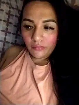 Snapshot of enoria1992 chatting on November 5, 7:30 am enoria1992 online show from November 5, 7:30 am