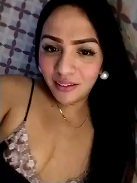 Snapshot of enoria1992 chatting on November 7, 8:09 pm enoria1992 online show from November 7, 8:09 pm