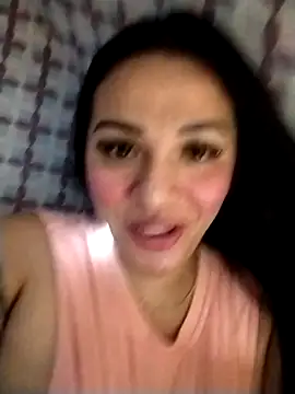 Snapshot of enoria1992 chatting on November 15, 12:52 am enoria1992 online show from November 15, 12:52 am