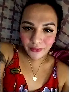 Snapshot of enoria1992 chatting on November 19, 5:40 am enoria1992 online show from November 19, 5:40 am