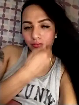 Snapshot of enoria1992 chatting on November 21, 11:36 pm enoria1992 online show from November 21, 11:36 pm