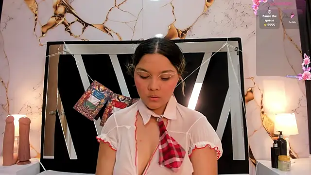 Wonderkloe  online show from July 8, 8:46 pm