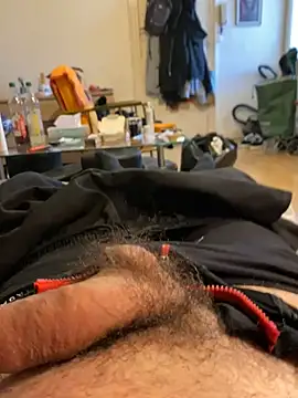 Snapshot of jackadi33 chatting on March 3, 4:24 pm jackadi33 online show from March 3, 4:24 pm