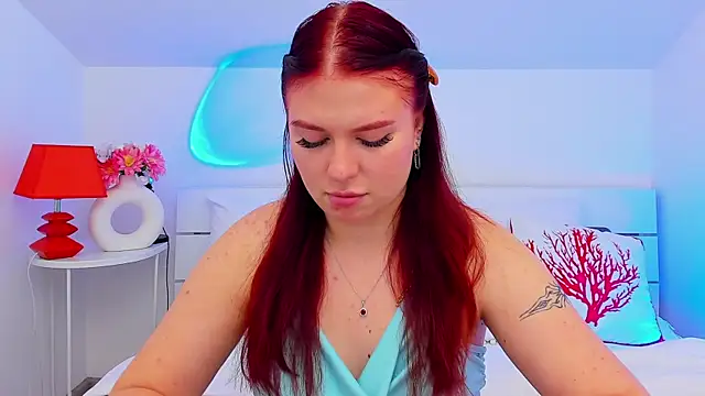 Snapshot of LizyBex chatting on June 4, 12:22 pm LizyBex online show from June 4, 12:22 pm