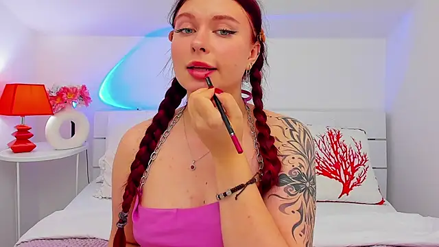 LizyBex online show from July 11, 12:19 pm