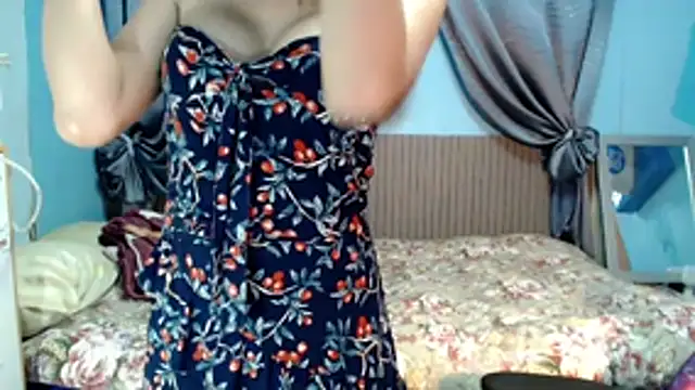 SelenaCinder online show from December 4, 6:16 pm