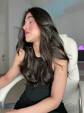 Snapshot of julieta_jhonss chatting on July 2, 3:06 am julieta jhonss online show from July 2, 3:06 am