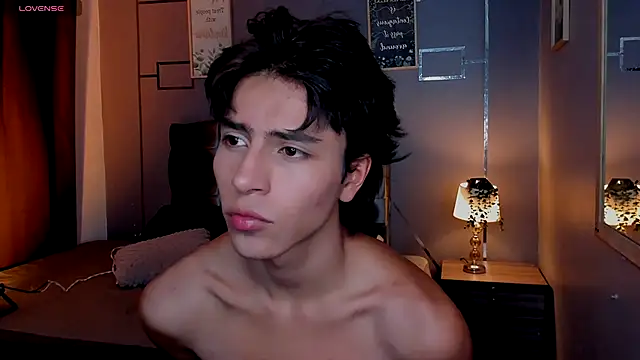 Christopher 77 online show from November 25, 4:07 pm