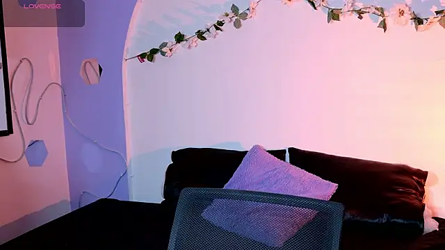 Christopher 77 online show from November 29, 3:20 am