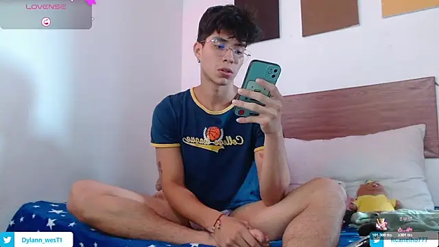 Dylann west online show from November 28, 6:32 pm