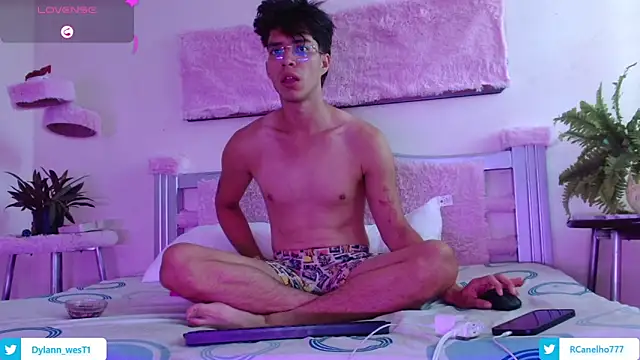 Dylann west online show from January 7, 1:35 pm