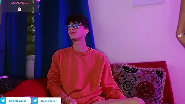 Snapshot of Dylann_west chatting on March 19, 4:05 am Dylann west online show from March 19, 4:05 am