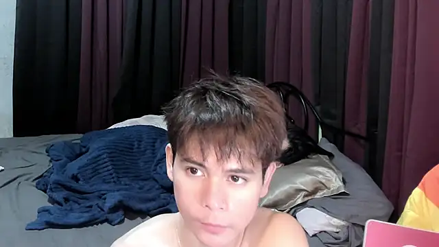 Snapshot of hotfreshdior chatting on June 29, 6:08 am hotfreshdior online show from June 29, 6:08 am