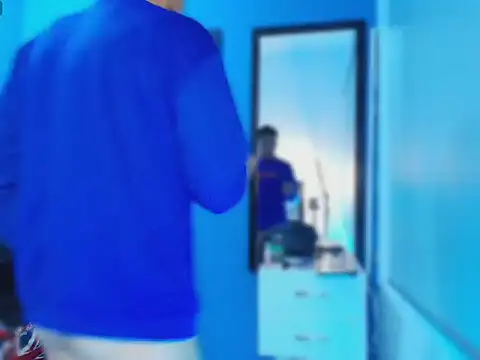 Snapshot of Thonixxx_mr chatting on March 27, 3:56 am Thonixxx mr online show from March 27, 3:56 am