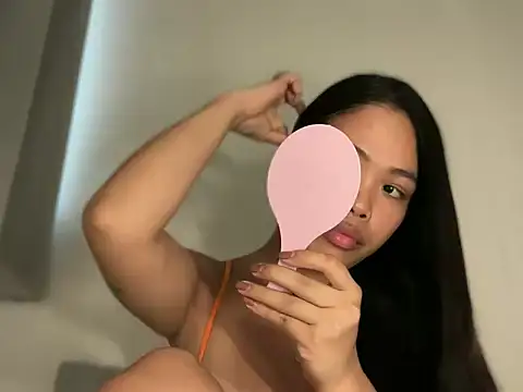 evabuntog online show from June 10, 9:57 pm