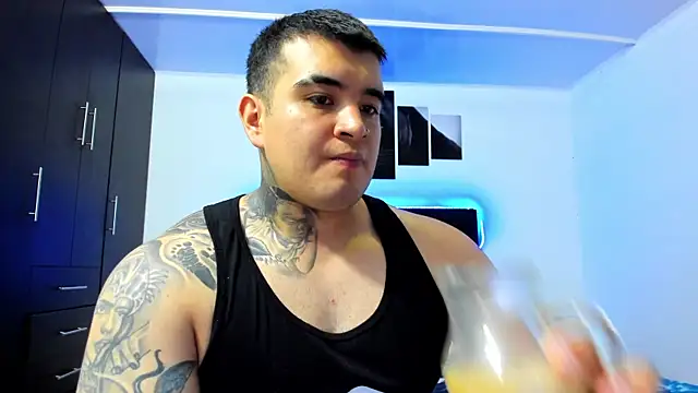 thiago  cp01 online show from September 25, 6:17 am