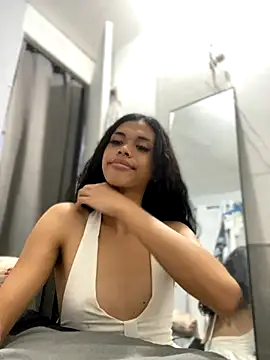 urcurlydiva online show from September 30, 8:52 am