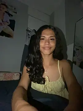 urcurlydiva online show from October 21, 8:26 am