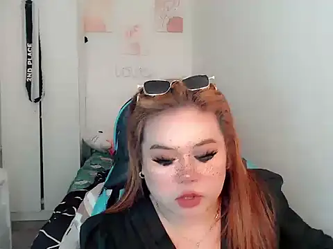 Snapshot of Goddes12inchTS chatting on September 17, 10:11 pm Goddes12inchTS online show from September 17, 10:11 pm