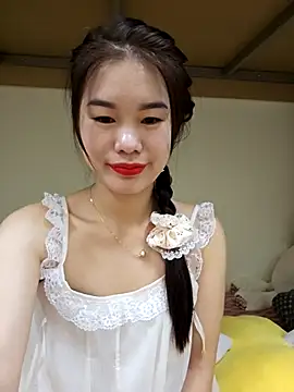 Baby-ladytits2025 online show from October 30, 3:19 am