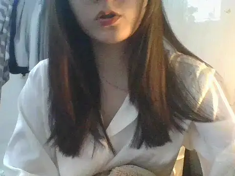 Linzly online show from December 14, 2:50 am