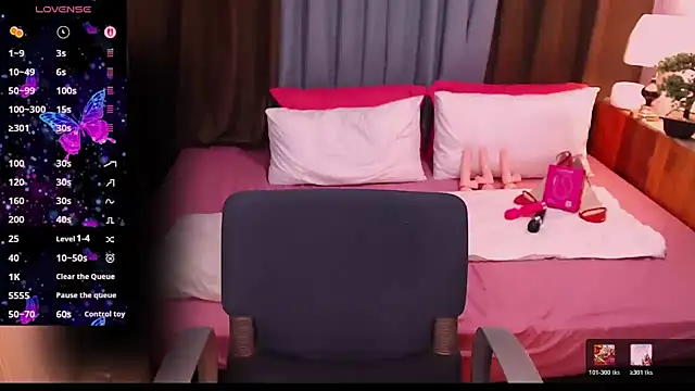 sexystela online show from June 14, 8:33 pm