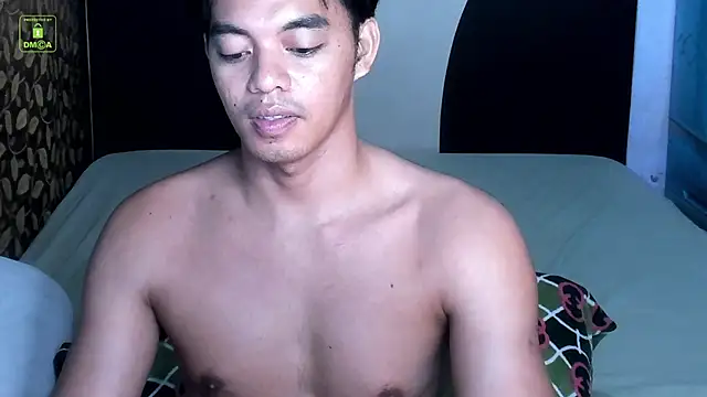 Snapshot of Crazyasiancum1 chatting on August 8, 5:42 am Crazyasiancum1 online show from August 8, 5:42 am