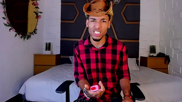 Thiagoferreti online show from November 26, 7:37 pm