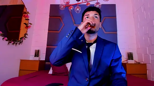 Thiagoferreti online show from December 4, 8:06 pm