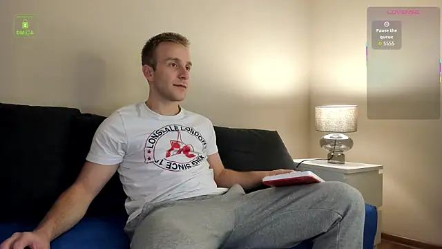 Snapshot of Buddy_Forman chatting on February 13, 6:31 am Buddy Forman online show from February 13, 6:31 am